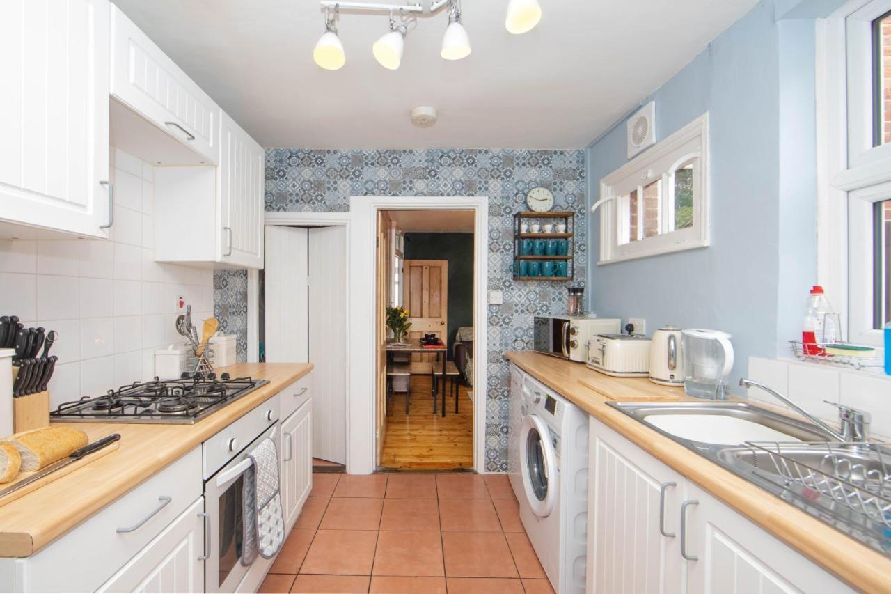 Cosy 3 Bedroom House - Private & Central - Ultra Wifi Canterbury Kültér fotó
