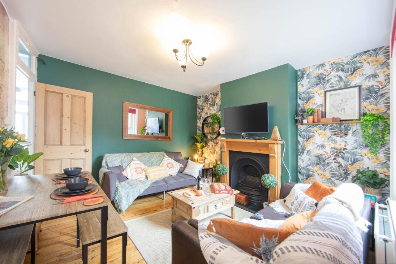 Cosy 3 Bedroom House - Private & Central - Ultra Wifi Canterbury Kültér fotó